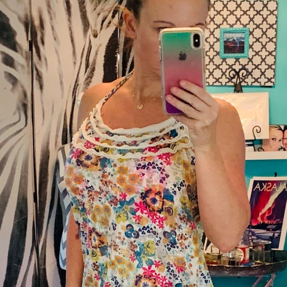 Guess Denim mini skirt & summer blouse - Picture 7 of 7